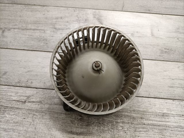 bontott MITSUBISHI LANCER Fűtőmotor (Nem klímás)