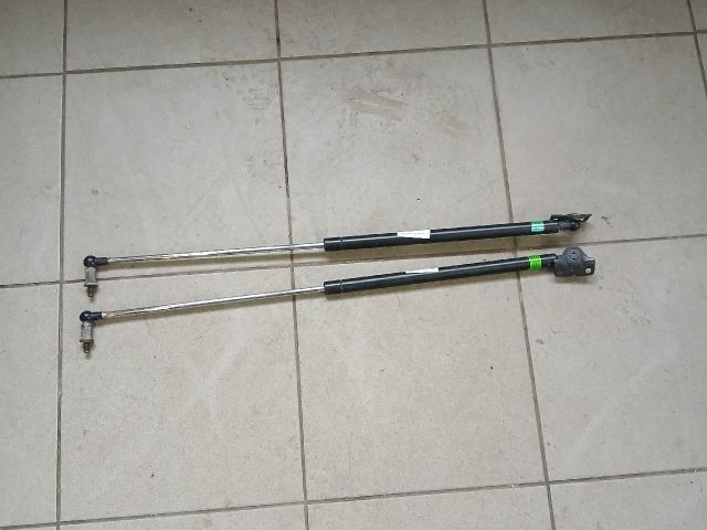 bontott MITSUBISHI LANCER Gázrugós Kitámasztó Teleszkóp Pár Csomagtérajtó