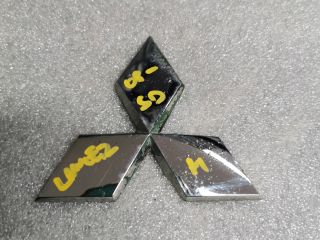 bontott MITSUBISHI LANCER Hátsó Embléma