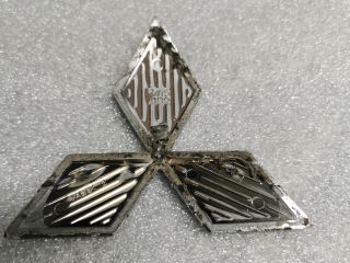 bontott MITSUBISHI LANCER Hátsó Embléma