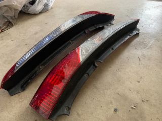 bontott MITSUBISHI LANCER Hátsó Lámpa Szett