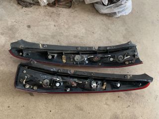 bontott MITSUBISHI LANCER Hátsó Lámpa Szett