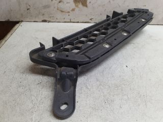 bontott MITSUBISHI LANCER Hűtőrács