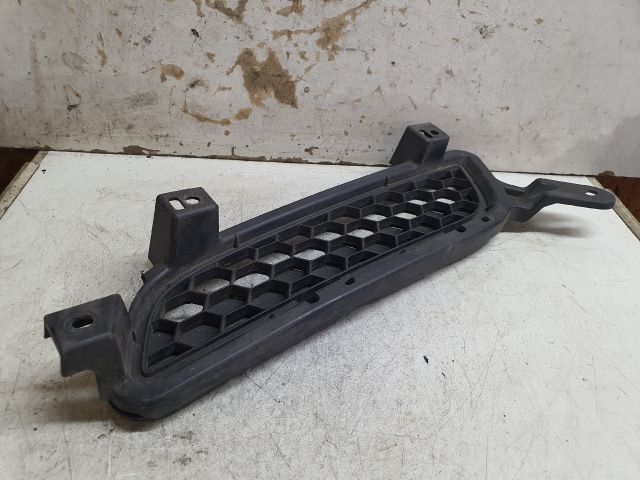 bontott MITSUBISHI LANCER Hűtőrács