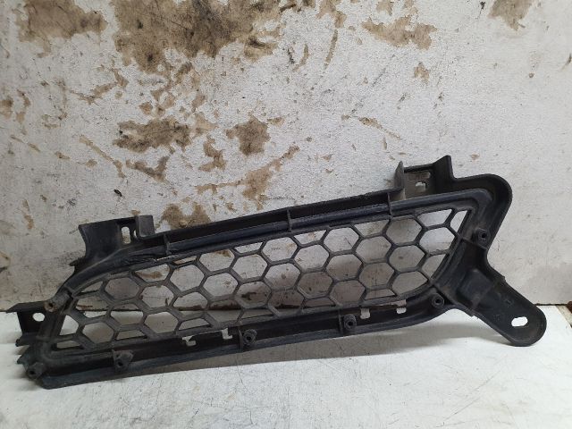 bontott MITSUBISHI LANCER Hűtőrács