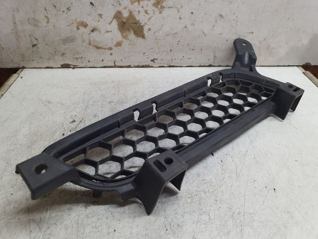 bontott MITSUBISHI LANCER Hűtőrács