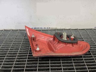 bontott MITSUBISHI LANCER Jobb Belső Hátsó Lámpa