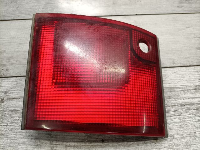 bontott MITSUBISHI LANCER Jobb Belső Hátsó Lámpa