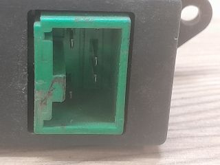 bontott MITSUBISHI LANCER Jobb első Ablakemelő Kapcsoló