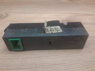 bontott MITSUBISHI LANCER Jobb első Ablakemelő Kapcsoló