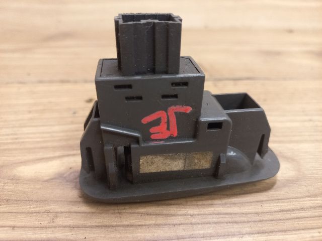 bontott MITSUBISHI LANCER Jobb első Ablakemelő Kapcsoló