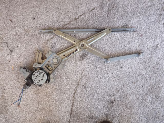 bontott MITSUBISHI LANCER Jobb első Ablakemelő Szerkezet (Elektromos)