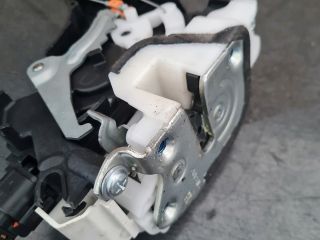 bontott MITSUBISHI LANCER Jobb első Ajtózár