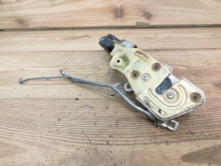 bontott MITSUBISHI LANCER Jobb első Ajtózár