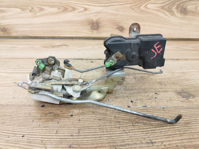 bontott MITSUBISHI LANCER Jobb első Ajtózár