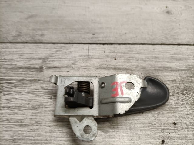 bontott MITSUBISHI LANCER Jobb első Belső Kilincs