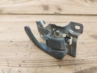 bontott MITSUBISHI LANCER Jobb első Belső Kilincs