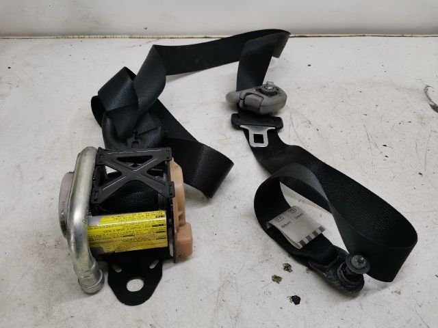 bontott MITSUBISHI LANCER Jobb első Biztonsági Öv