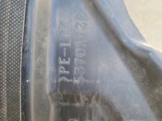 bontott MITSUBISHI LANCER Jobb első Dobbetét (Kerékjárati, Műanyag)