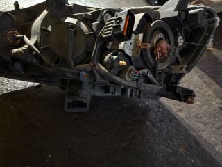 bontott MITSUBISHI LANCER Jobb Fényszóró