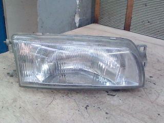 bontott MITSUBISHI LANCER Jobb Fényszóró