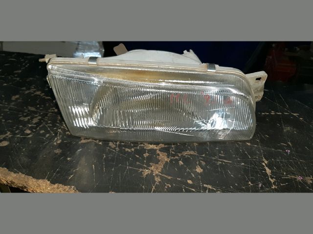 bontott MITSUBISHI LANCER Jobb Fényszóró