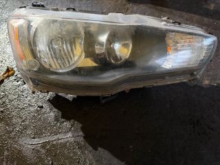 bontott MITSUBISHI LANCER Jobb Fényszóró