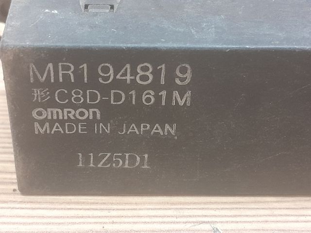 bontott MITSUBISHI LANCER Jobb hátsó Ablakemelő Kapcsoló