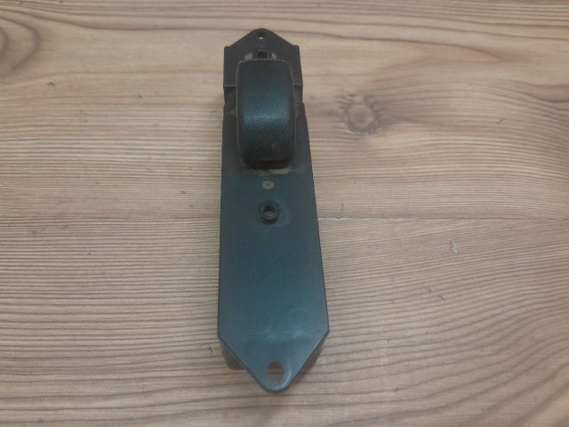 bontott MITSUBISHI LANCER Jobb hátsó Ablakemelő Kapcsoló