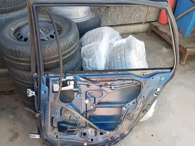 bontott MITSUBISHI LANCER Jobb hátsó Ajtó (Részeivel)