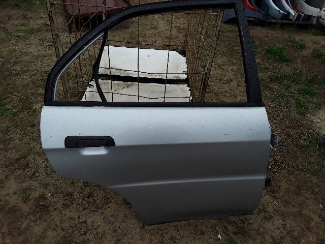 bontott MITSUBISHI LANCER Jobb hátsó Ajtó (Üres lemez)