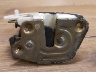 bontott MITSUBISHI LANCER Jobb hátsó Ajtózár