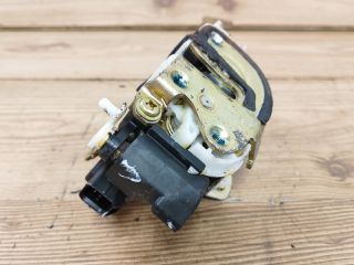 bontott MITSUBISHI LANCER Jobb hátsó Ajtózár