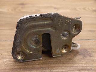 bontott MITSUBISHI LANCER Jobb hátsó Ajtózár