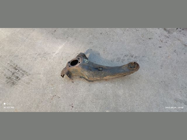 bontott MITSUBISHI LANCER Jobb hátsó Alsó Lengőkar