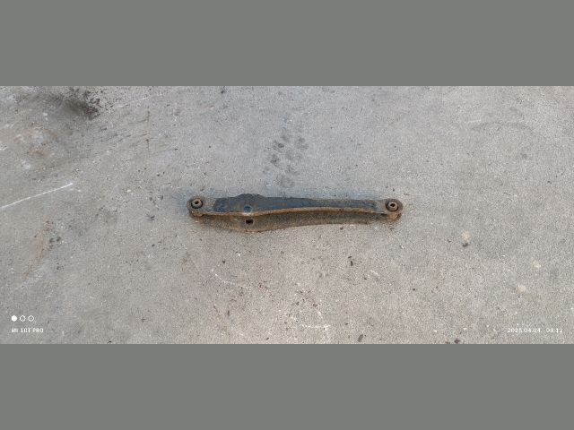 bontott MITSUBISHI LANCER Jobb hátsó Alsó Lengőkar