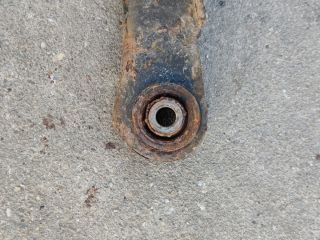 bontott MITSUBISHI LANCER Jobb hátsó Alsó Lengőkar