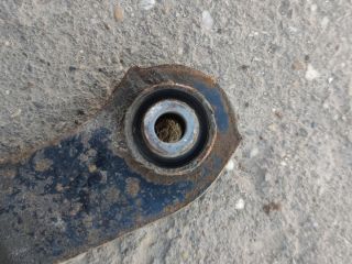 bontott MITSUBISHI LANCER Jobb hátsó Felső Lengőkar