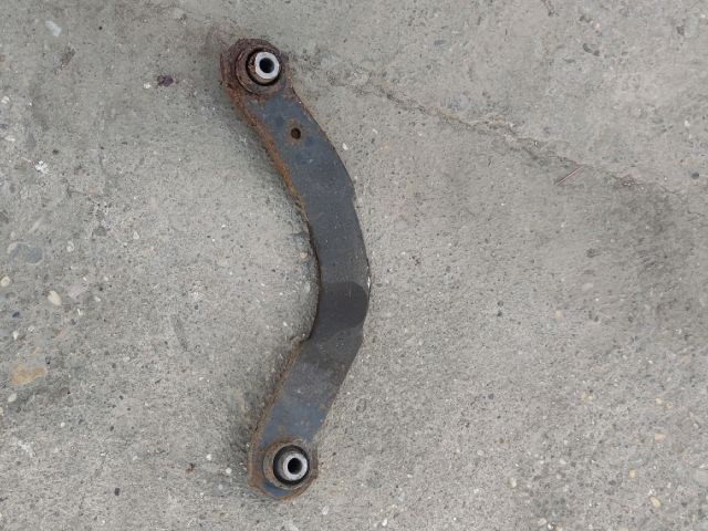 bontott MITSUBISHI LANCER Jobb hátsó Felső Lengőkar