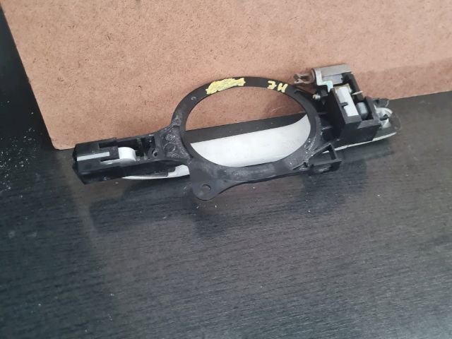 bontott MITSUBISHI LANCER Jobb hátsó Külső Kilincs