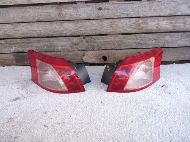 bontott MITSUBISHI LANCER Jobb Hátsó Lámpa