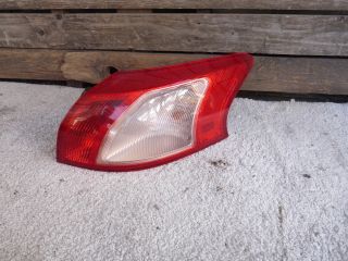 bontott MITSUBISHI LANCER Jobb Hátsó Lámpa