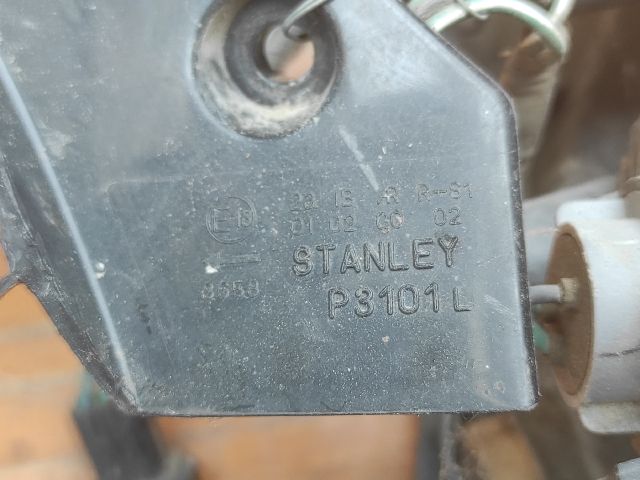 bontott MITSUBISHI LANCER Jobb Hátsó Lámpa