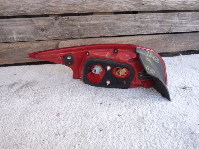 bontott MITSUBISHI LANCER Jobb Hátsó Lámpa