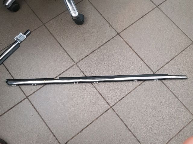 bontott MITSUBISHI LANCER Jobb hátsó Vízlehúzó Gumicsík