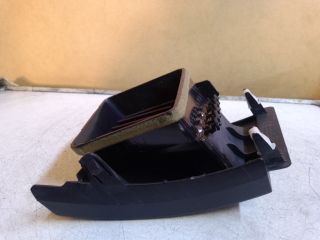 bontott MITSUBISHI LANCER Jobb Szellőző