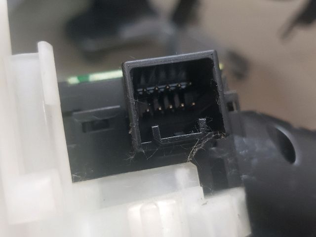 bontott MITSUBISHI LANCER Komplett Kormánykapcsoló (Bajuszkapcsoló)