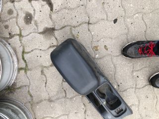 bontott MITSUBISHI LANCER Könyöklő