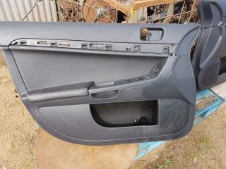 bontott MITSUBISHI LANCER Könyöklő