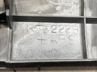 bontott MITSUBISHI LANCER Középső Műszerfal Díszléc